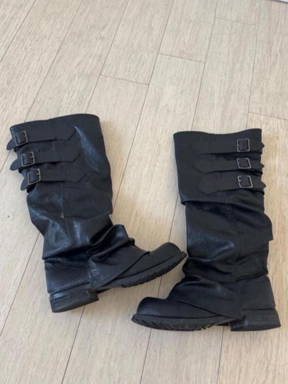 Black Women's Mid-Calf Buckle Boots - Classic Casual Style